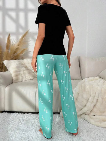 New DO NOT DISTURB  Printed Half Sleeves Shirt And Printed Trouser Night Wear
